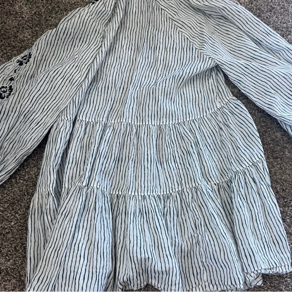 Free People size small medium long sleeve elasticized Top - Picture 3 of 7